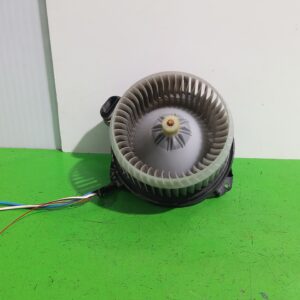 motor_calefaccion_8710305060_toyota_auris_touring_sports_e18_hybrid_feel_edition