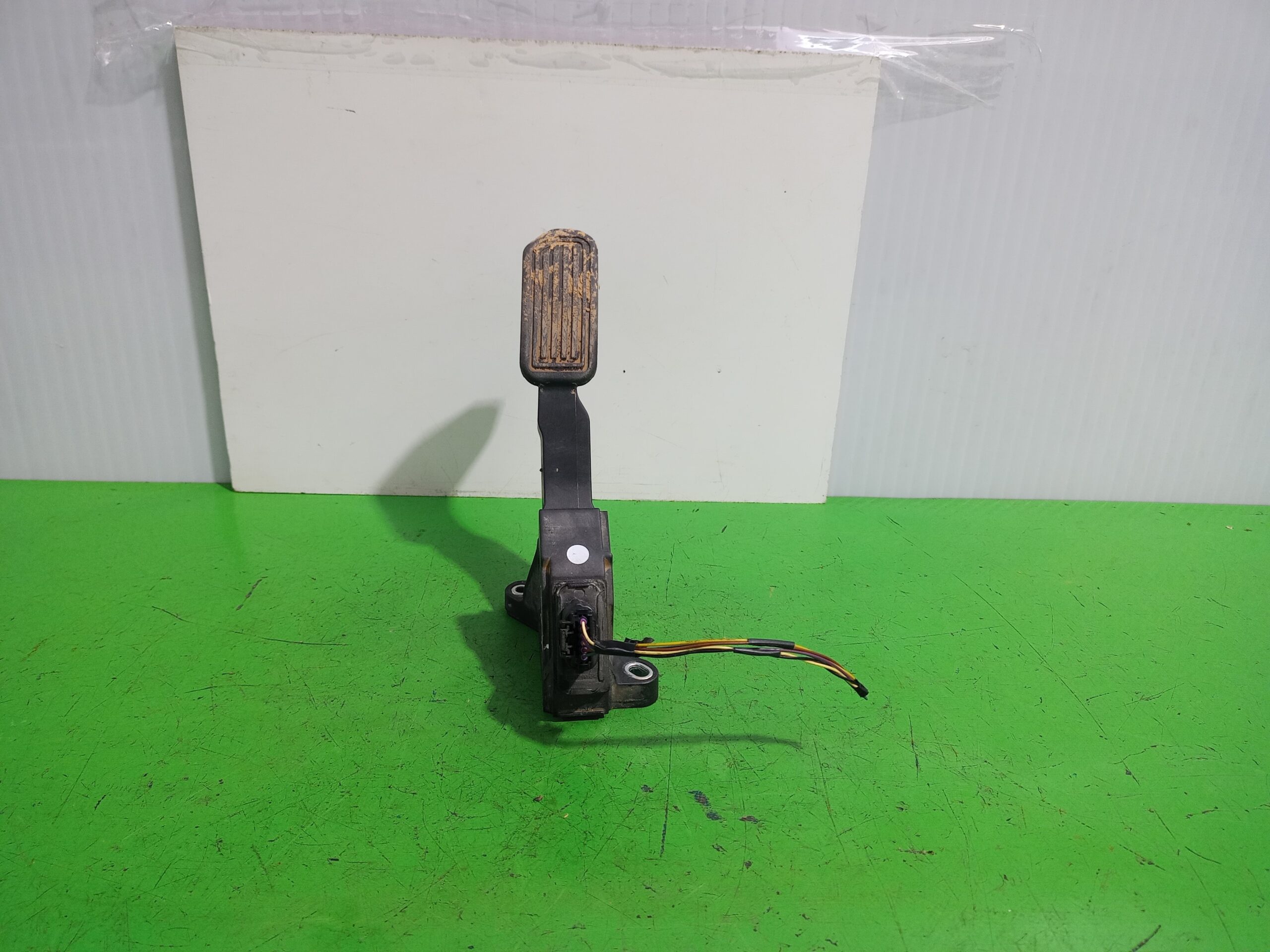 pedal_acelerador_7811002120_toyota_auris_touring_sports_e18_hybrid_feel_edition