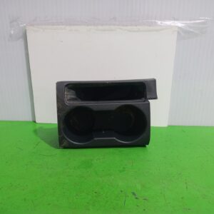 portavasos_5882202230_toyota_auris_touring_sports_e18_hybrid_feel_edition