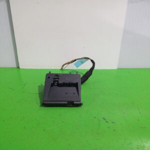 camara_8818102060_toyota_auris_touring_sports_e18_hybrid_feel_edition