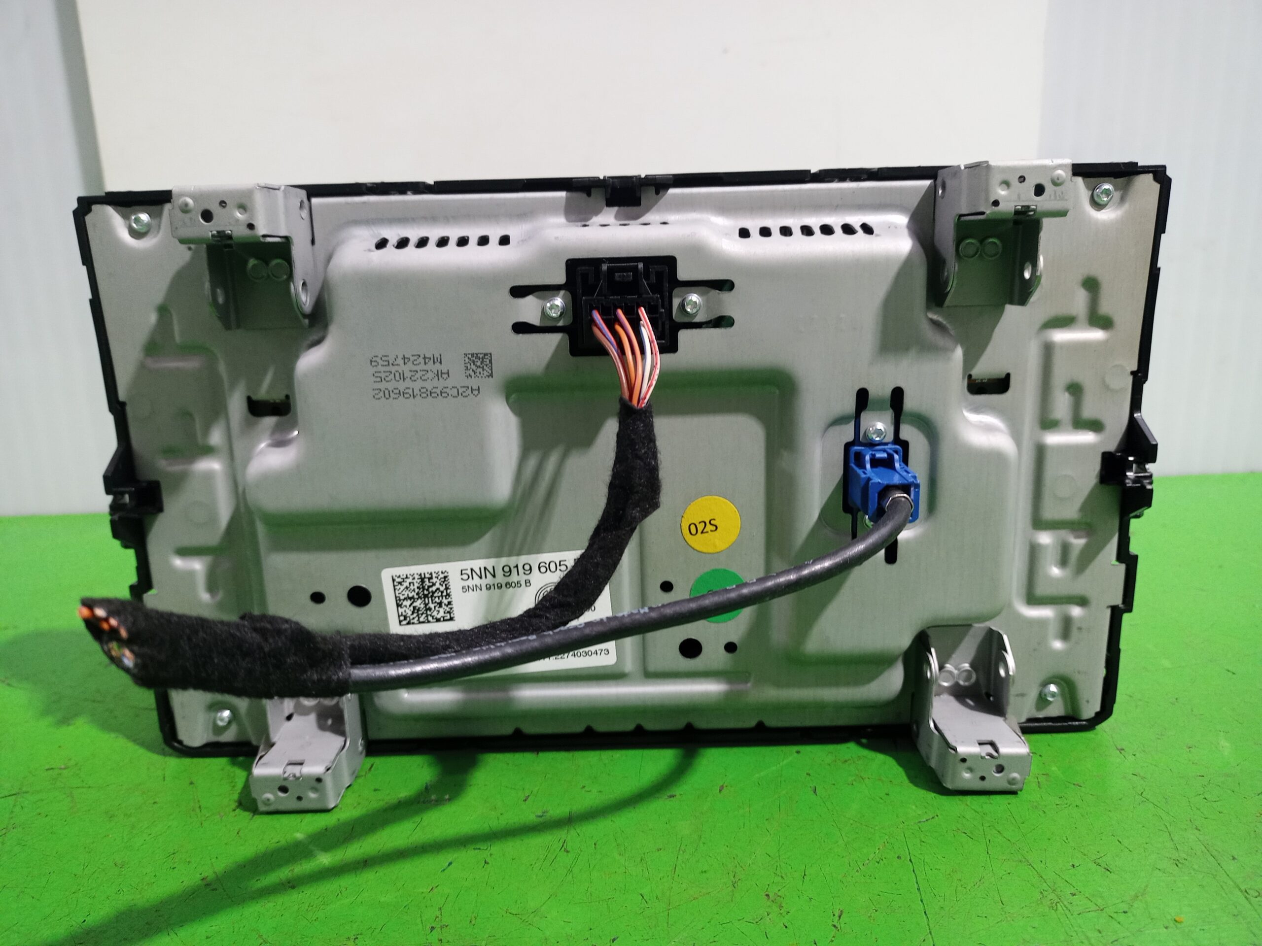 pantalla_multifuncion_5nn919605b_volkswagen_t_cross_advance