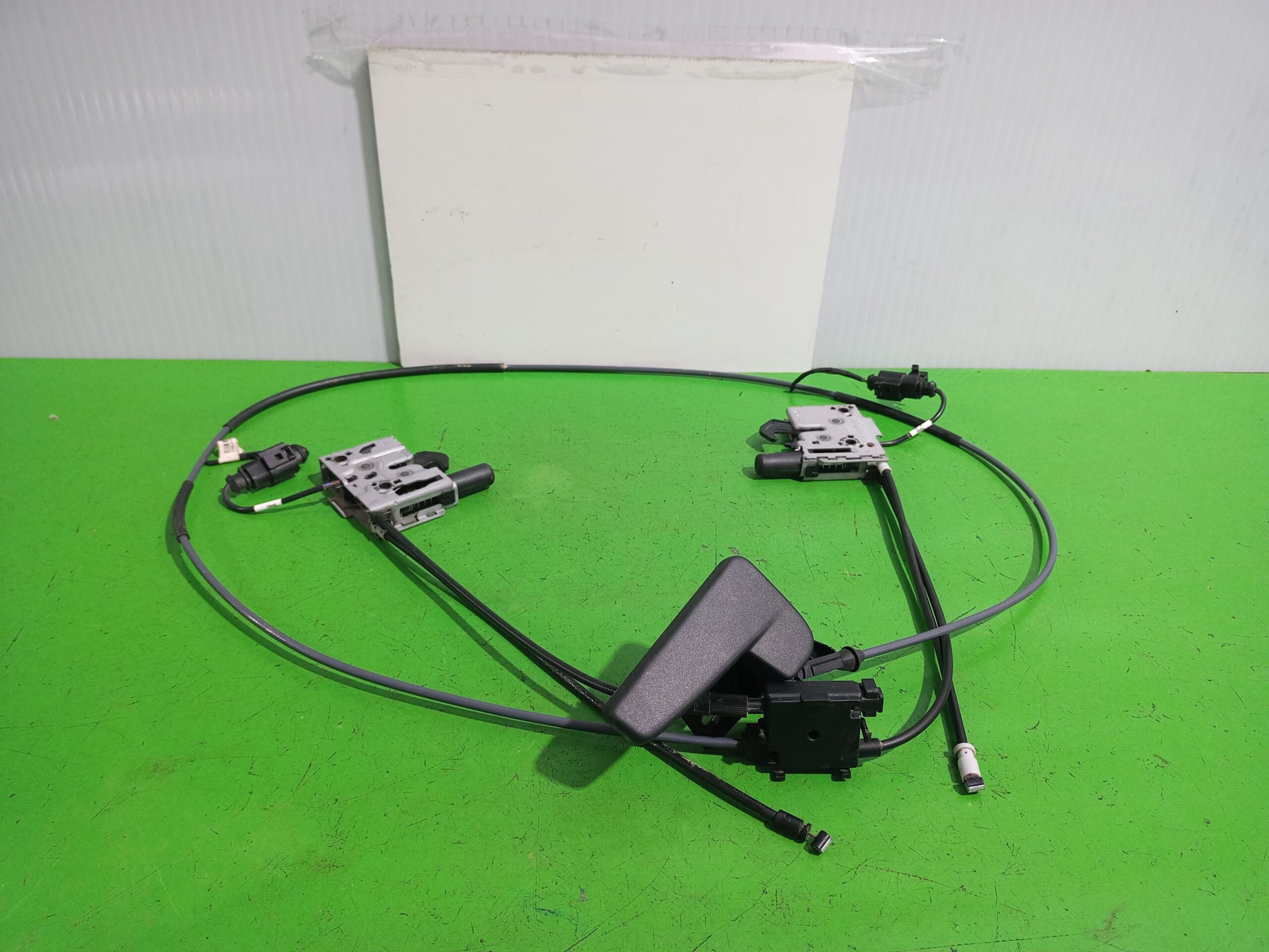 cerradura_capo_8s0823509c_volkswagen_t_cross_advance