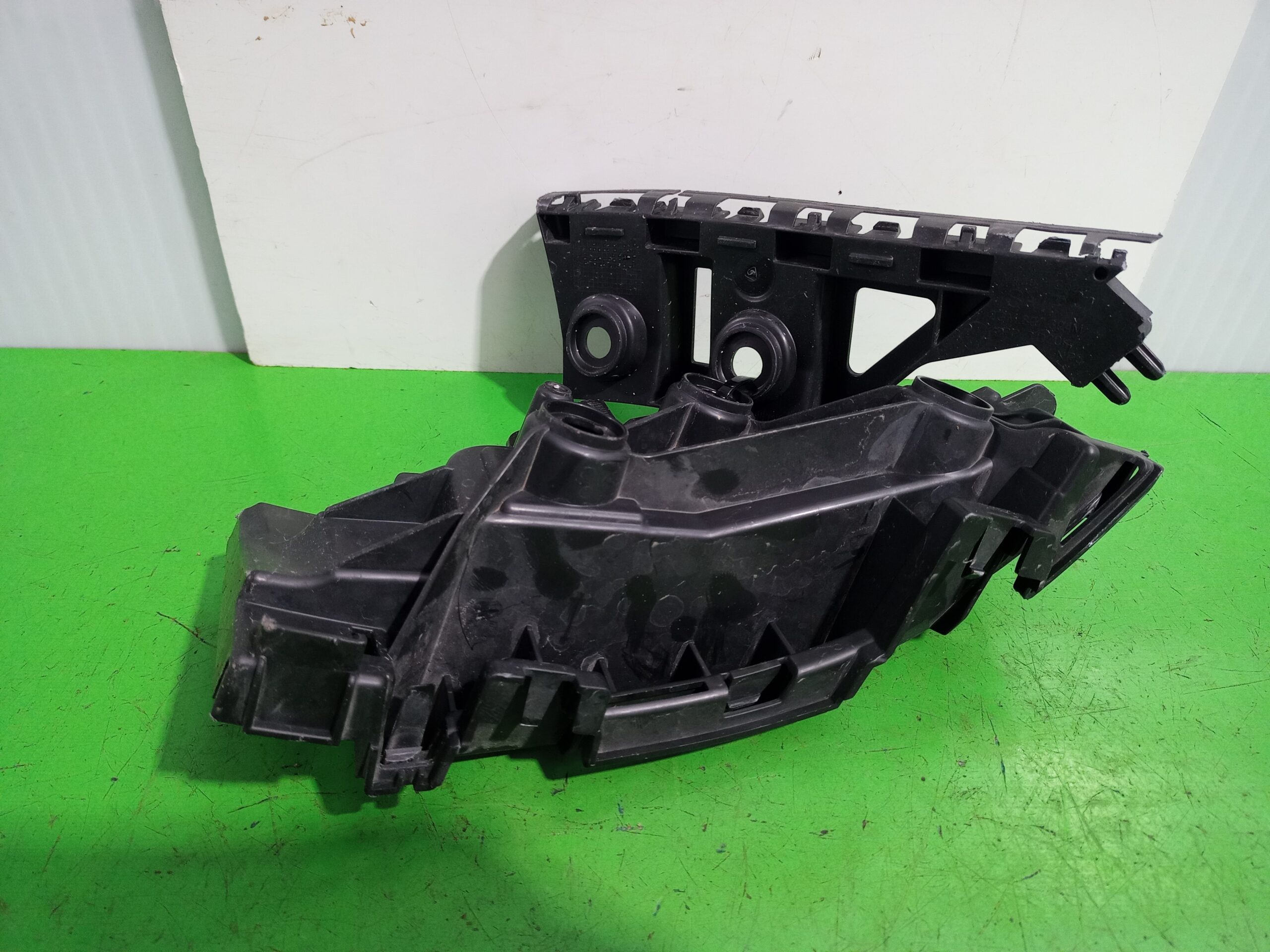 soporte_paragolpes_trasero_2gm807394m_volkswagen_t_cross_advance