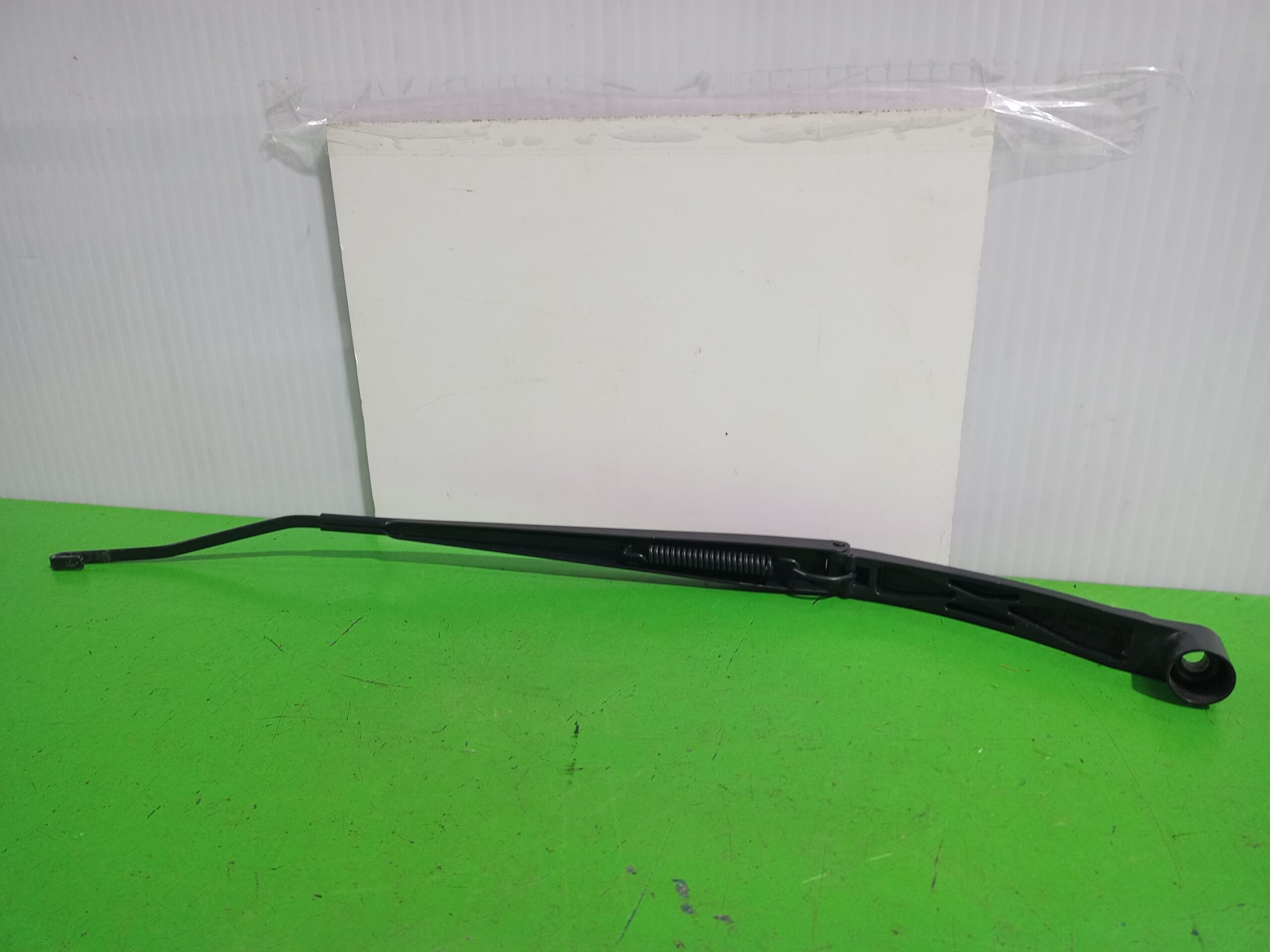 brazo_limpia_delantero_derecho_288864eh0a_nissan_qashqai_j11_acenta