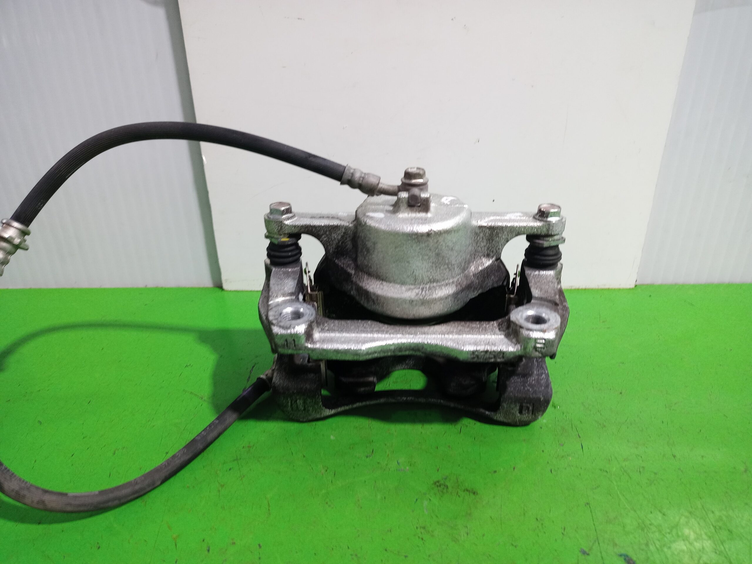 pinza_de_freno_delantera_izquierda_410114ea0a_nissan_qashqai_j11_acenta