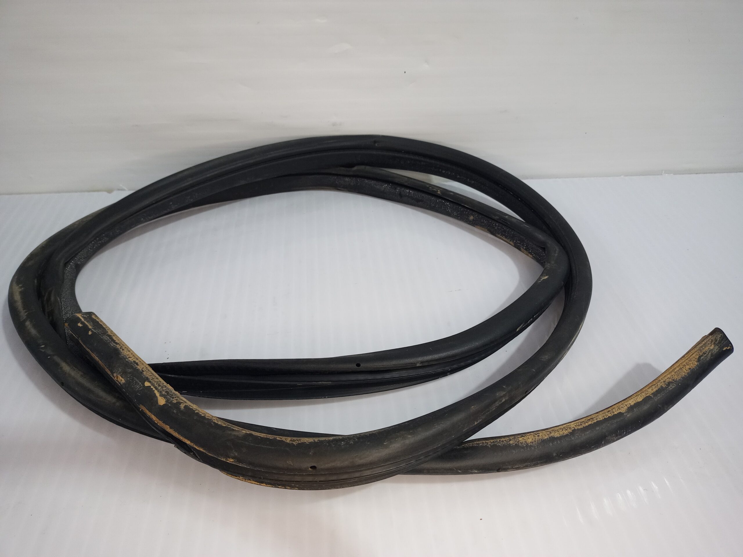 goma_contorno_82830hv00a_nissan_qashqai_j11_acenta