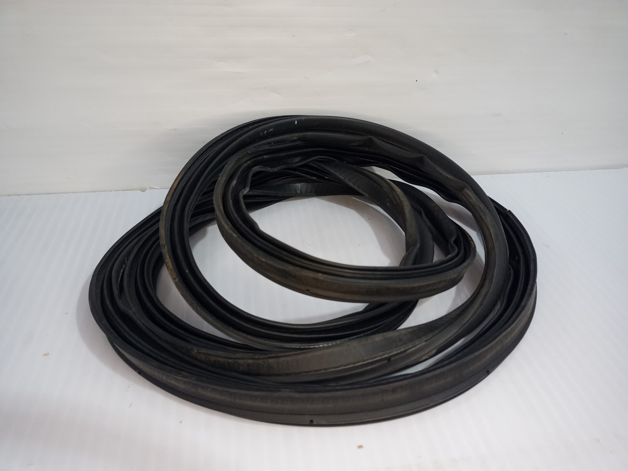 goma_contorno_908304ea0b_nissan_qashqai_j11_acenta