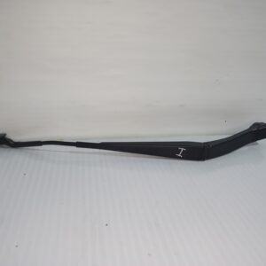 brazo_limpia_delantero_izquierdo_j9c7274_jaguar_e_pace_x540_2_0_d150_awd