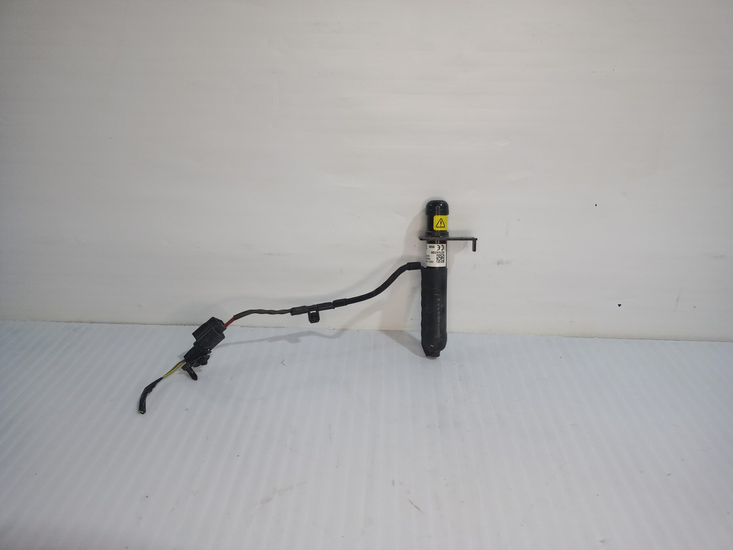 airbag_delantero_izquierdo_j9c316e634ac_jaguar_e_pace_x540_2_0_d150_awd