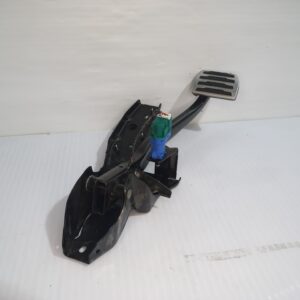 pedal_freno_j9c7922_jaguar_e_pace_x540_2_0_d150_awd