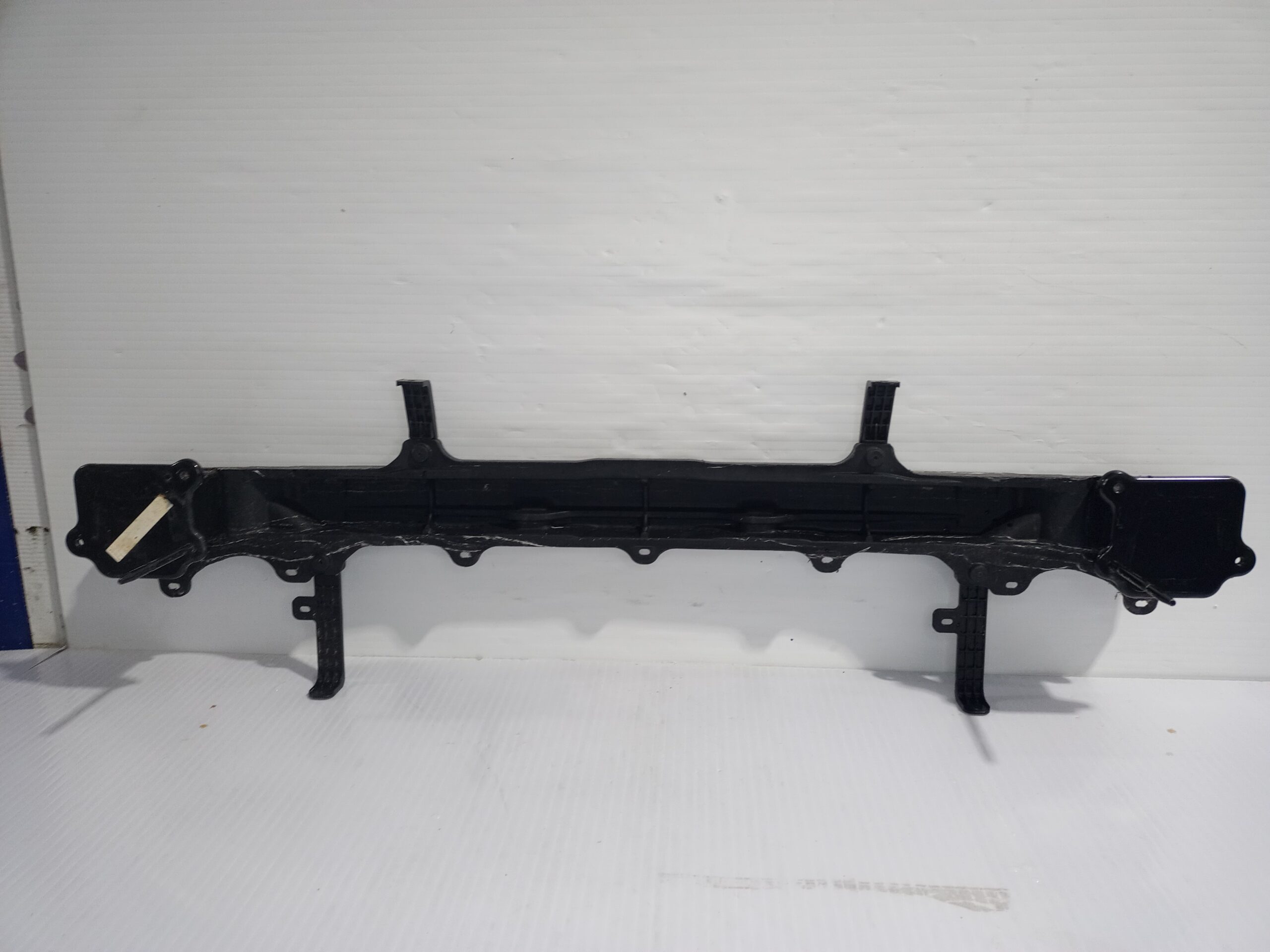 refuerzo_paragolpes_trasero_86631q0000_hyundai_i20_bc3_essence_mild_hybrid