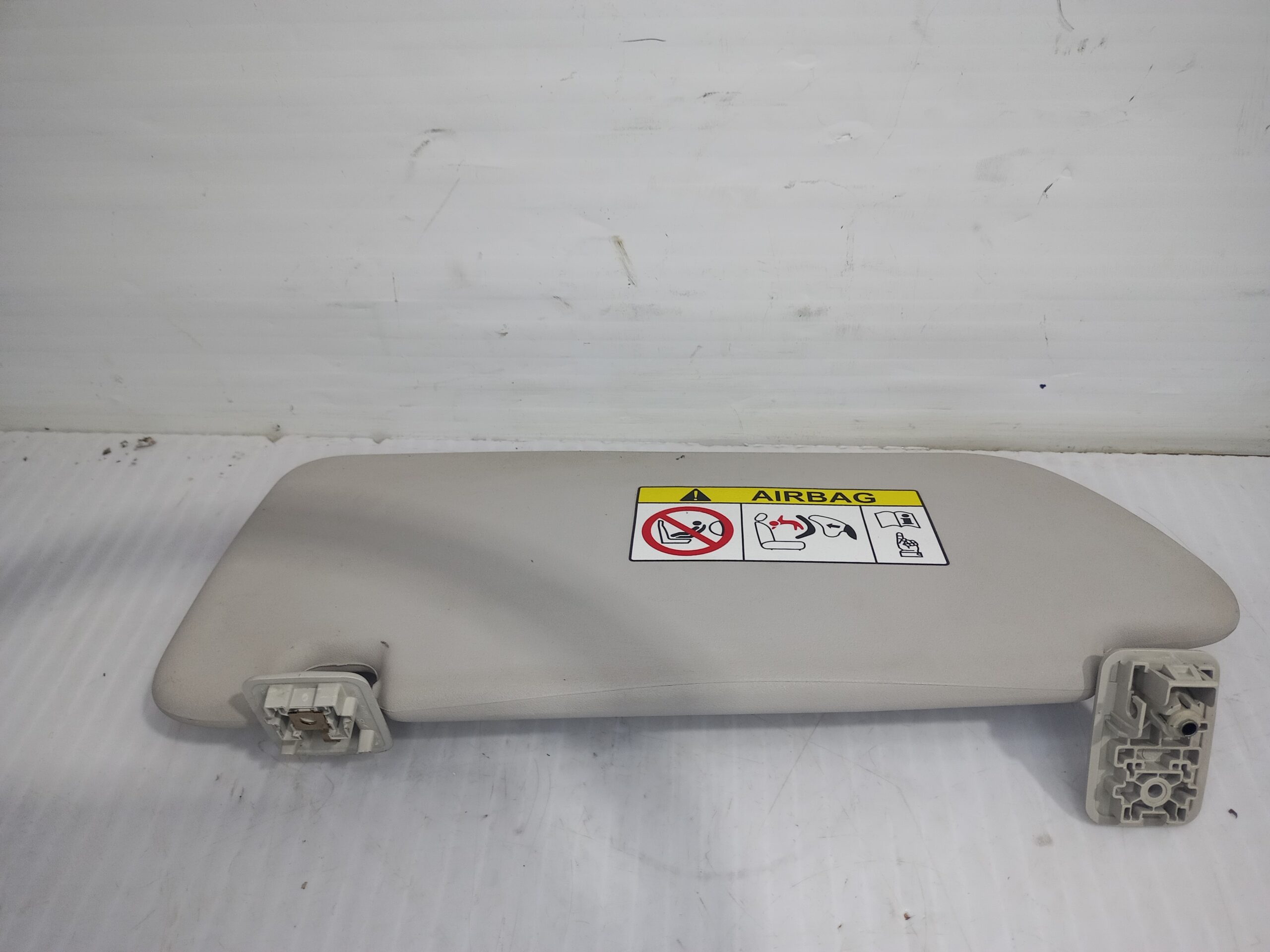 parasol_derecho_16115131bj_peugeot_3008_style