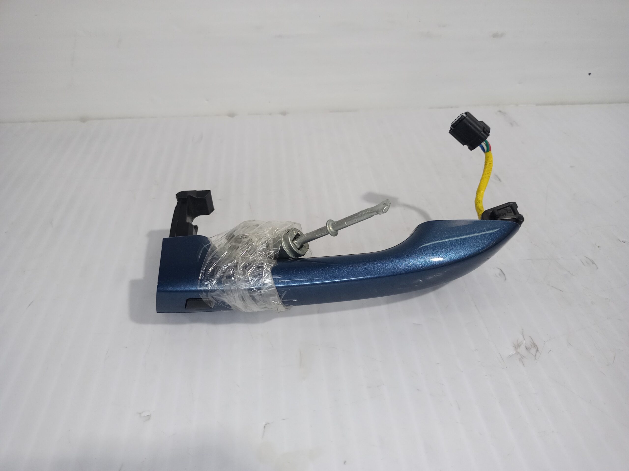 maneta_exterior_delantera_izquierda_82651at200m4b_kia_niro_sg2_hybrid_concept