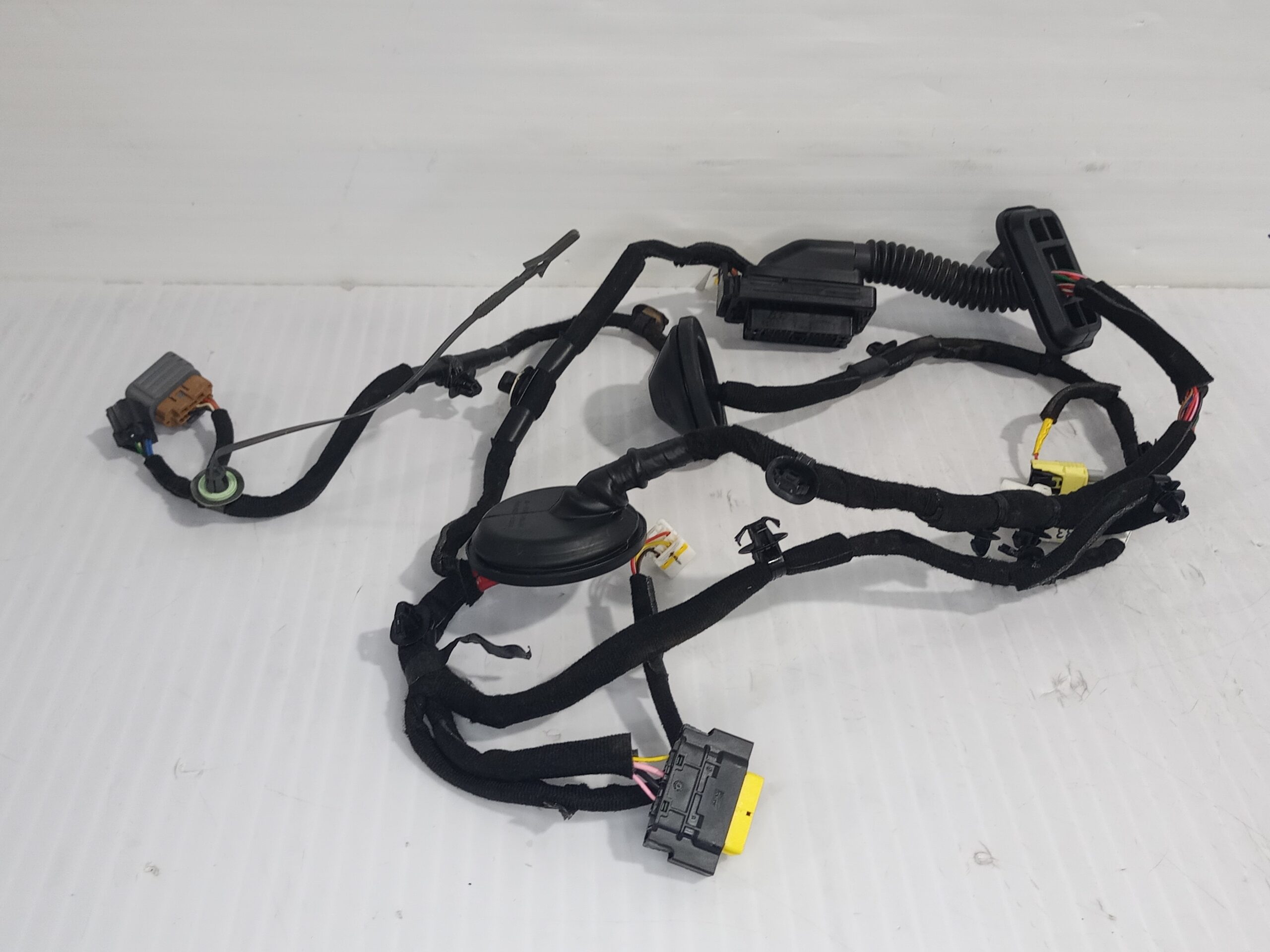 cableado_puerta_91610at330_kia_niro_sg2_hybrid_concept