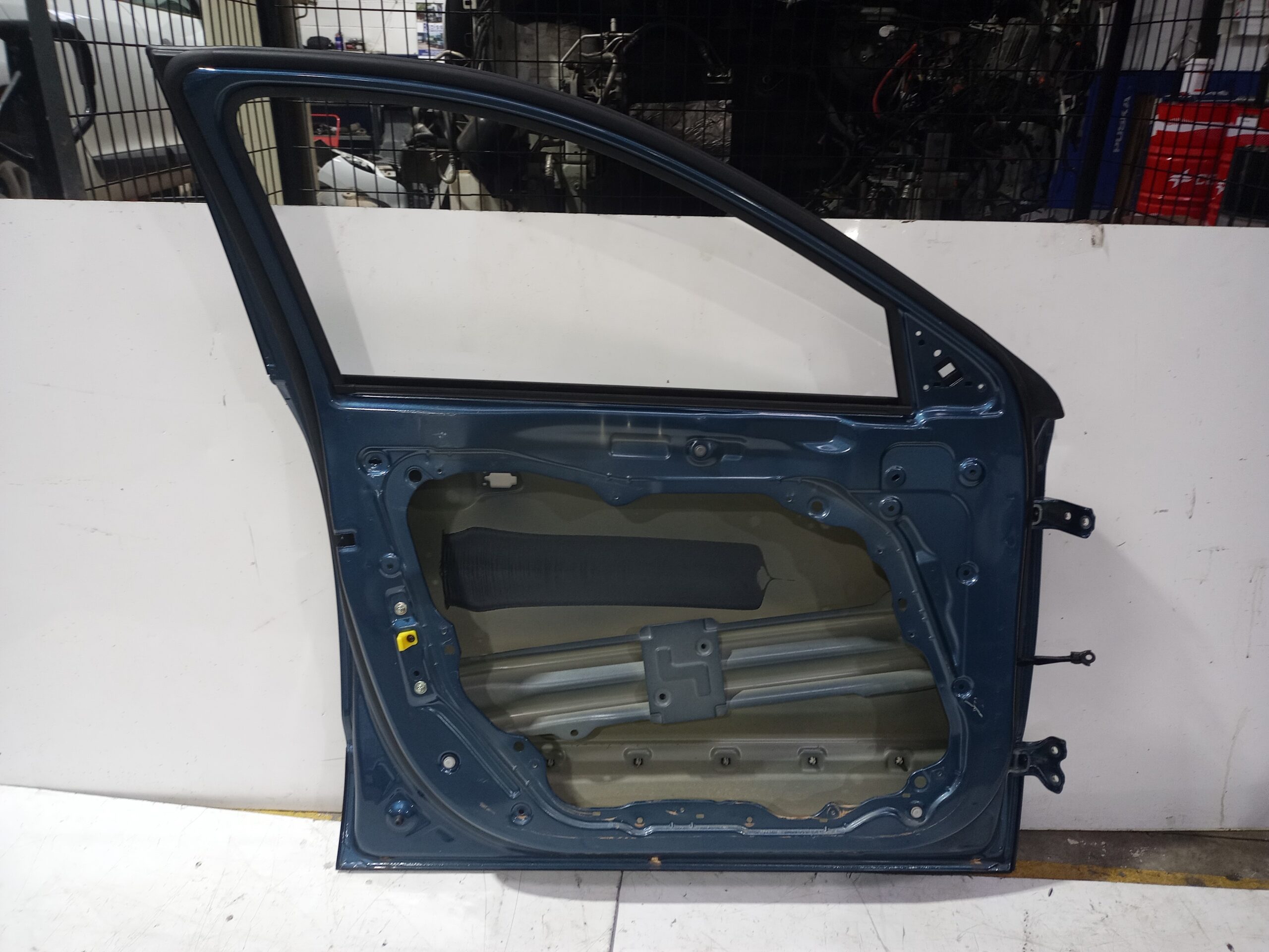 puerta_delantera_izquierda_76003at000_kia_niro_sg2_hybrid_concept