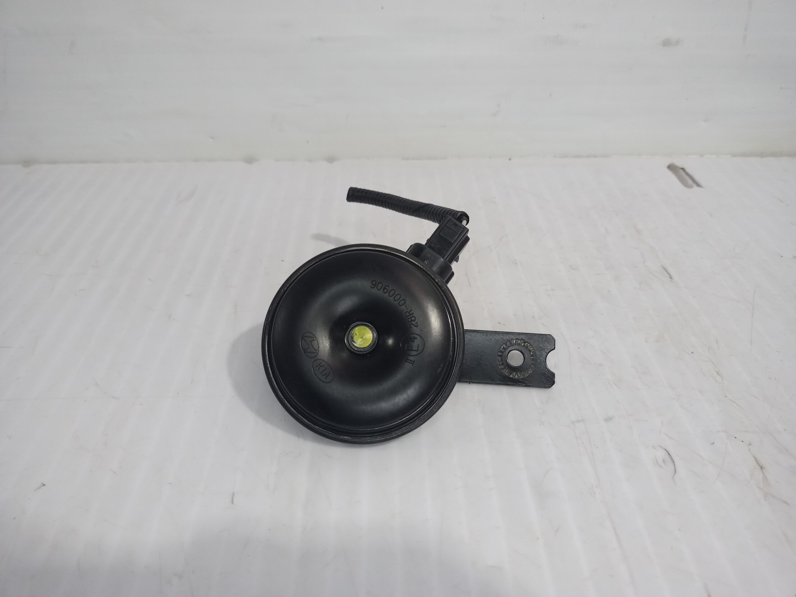 claxon_e428r000906_kia_niro_sg2_hybrid_concept