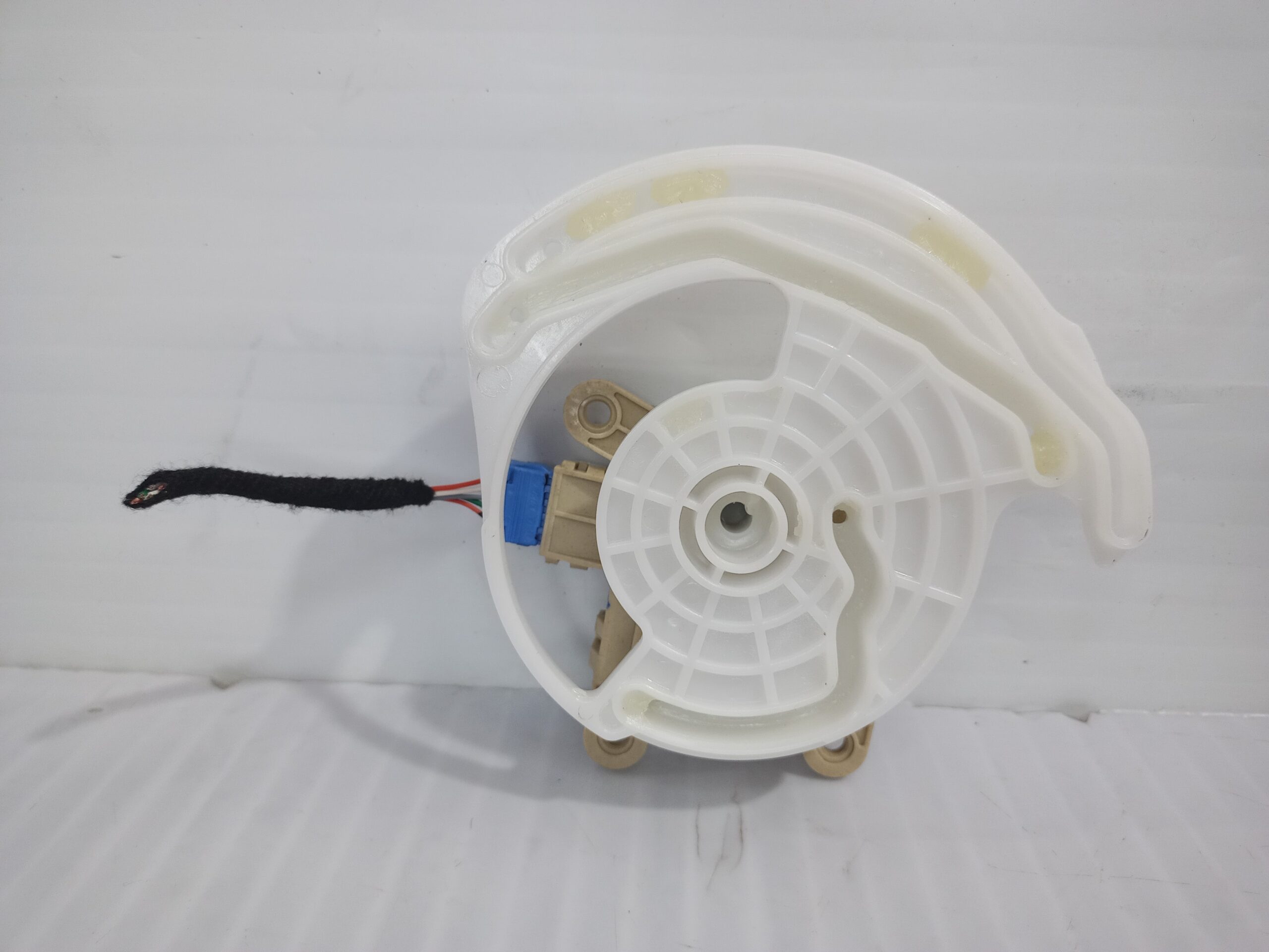 motor_apertura_trampilla_h400730930a_kia_niro_sg2_hybrid_concept