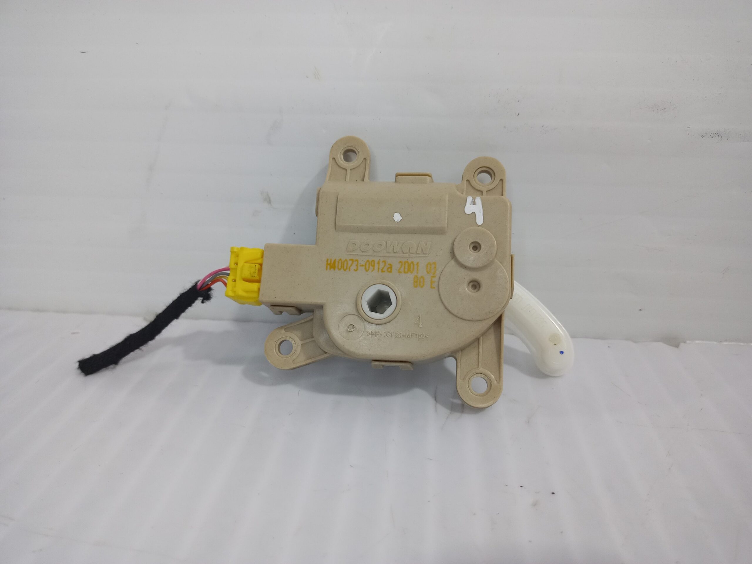 motor_apertura_trampilla_h400730912a_kia_niro_sg2_hybrid_concept