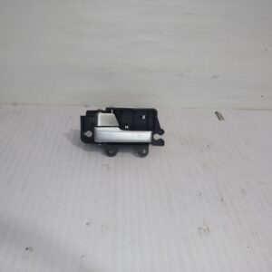 maneta_interior_delantera_izquierda_3m51r22601_ford_focus_berlina_cap_trend