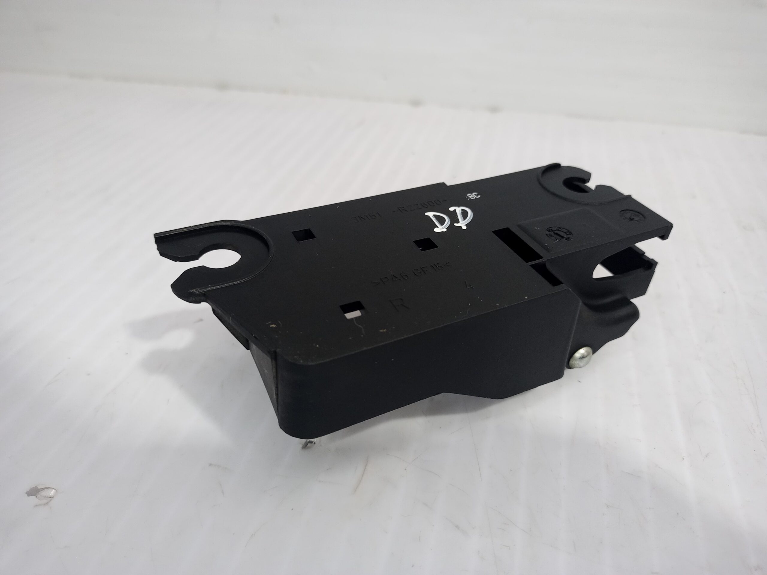 maneta_interior_delantera_derecha_3m51r22600_ford_focus_berlina_cap_trend