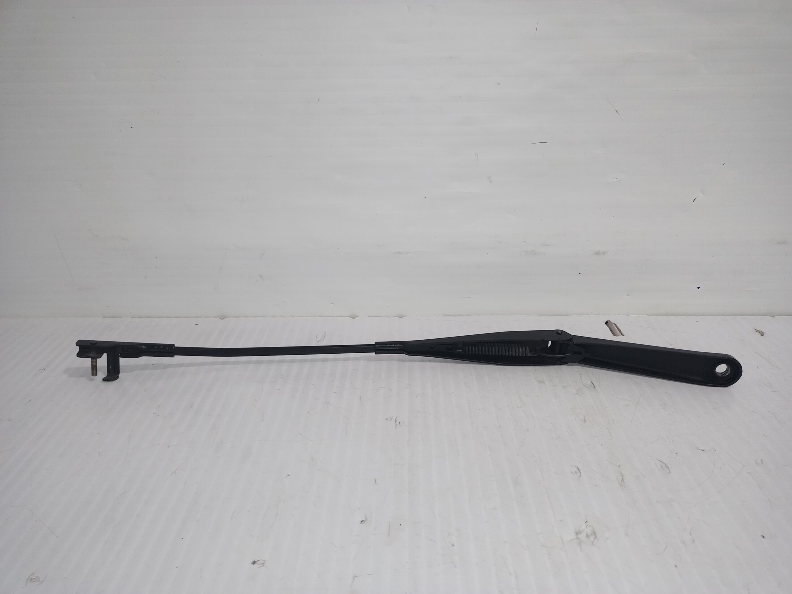 brazo_limpia_delantero_izquierdo_1731534_ford_focus_berlina_cap_trend