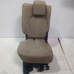 asientos_trasero_derecho_lr013262_land_rover_discovery_4_tdv6_hse
