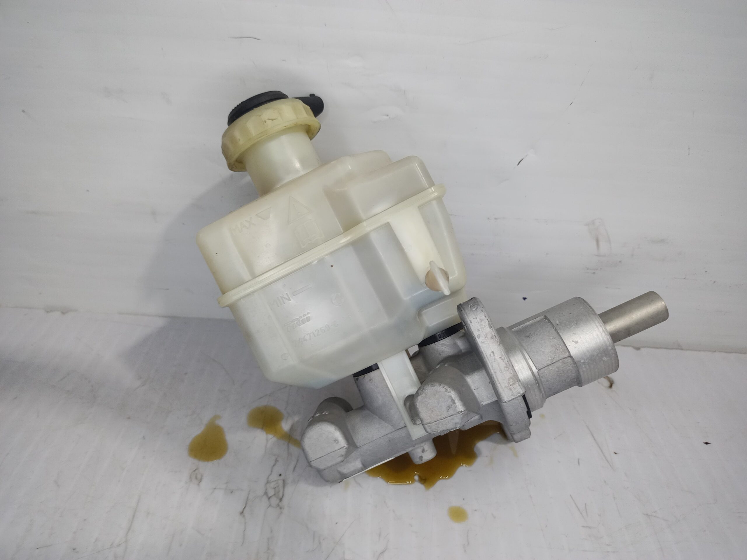 bomba_freno_74471269c_land_rover_discovery_4_tdv6_hse