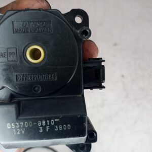 motor_apertura_trampilla_0637008810_lexus_rx_300_mcu35_luxury