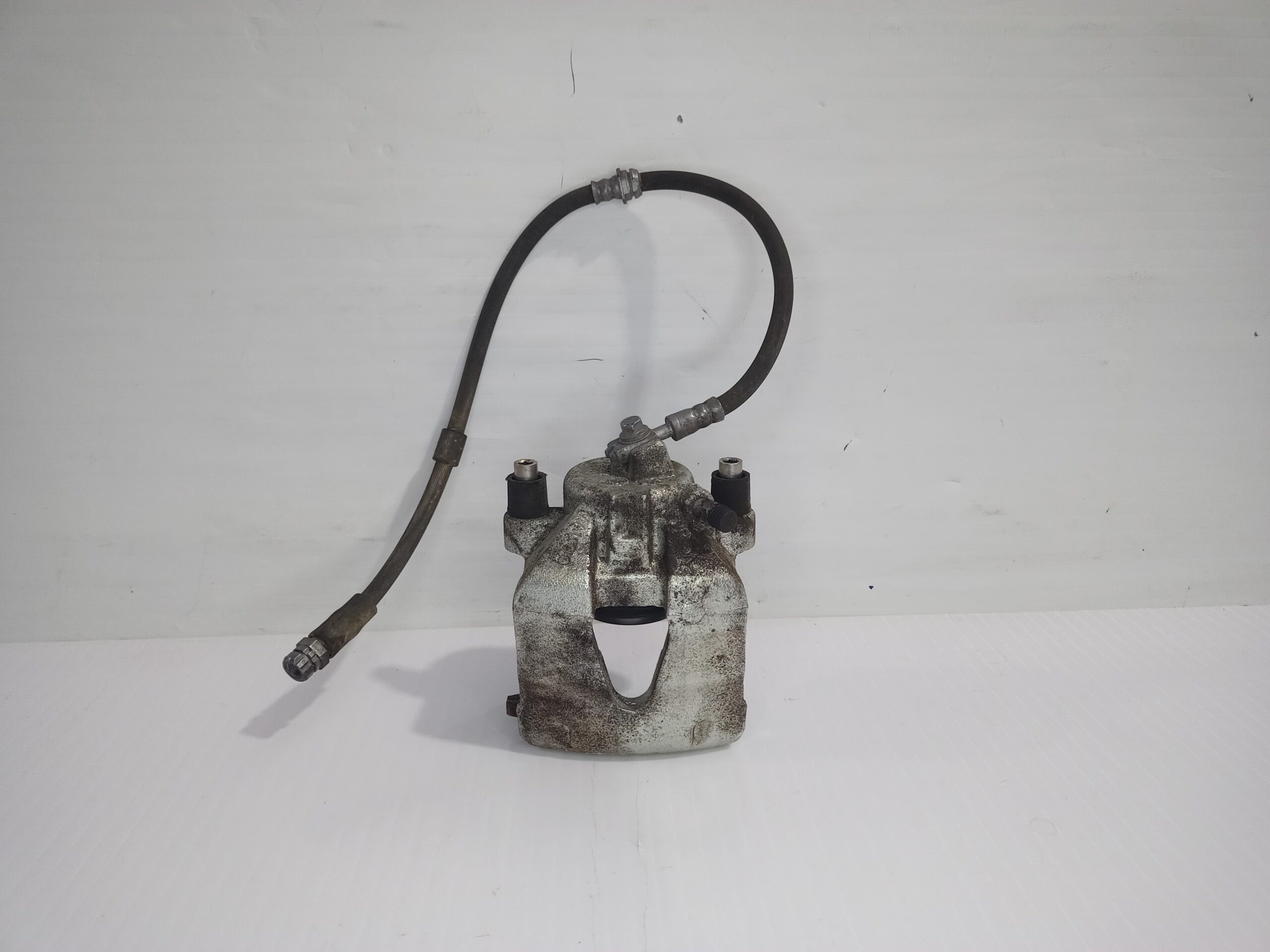 pinza_de_freno_delantera_izquierda_2q0615123a_seat_arona_xperience_plus