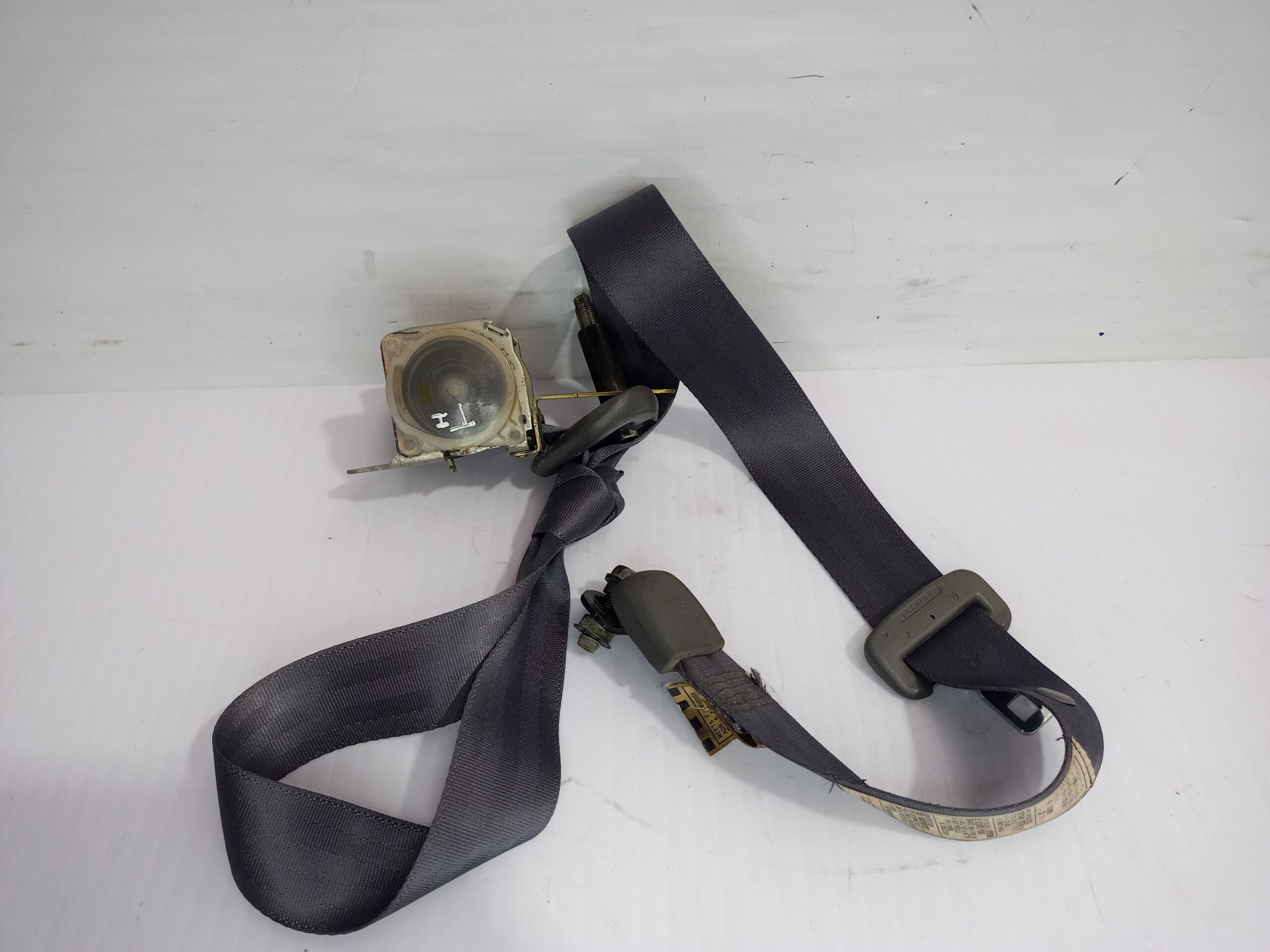 cinturon_seguridad_trasero_izquierdo_7337042140b0_toyota_rav_4_a2_2_0_luna_4x4_2003