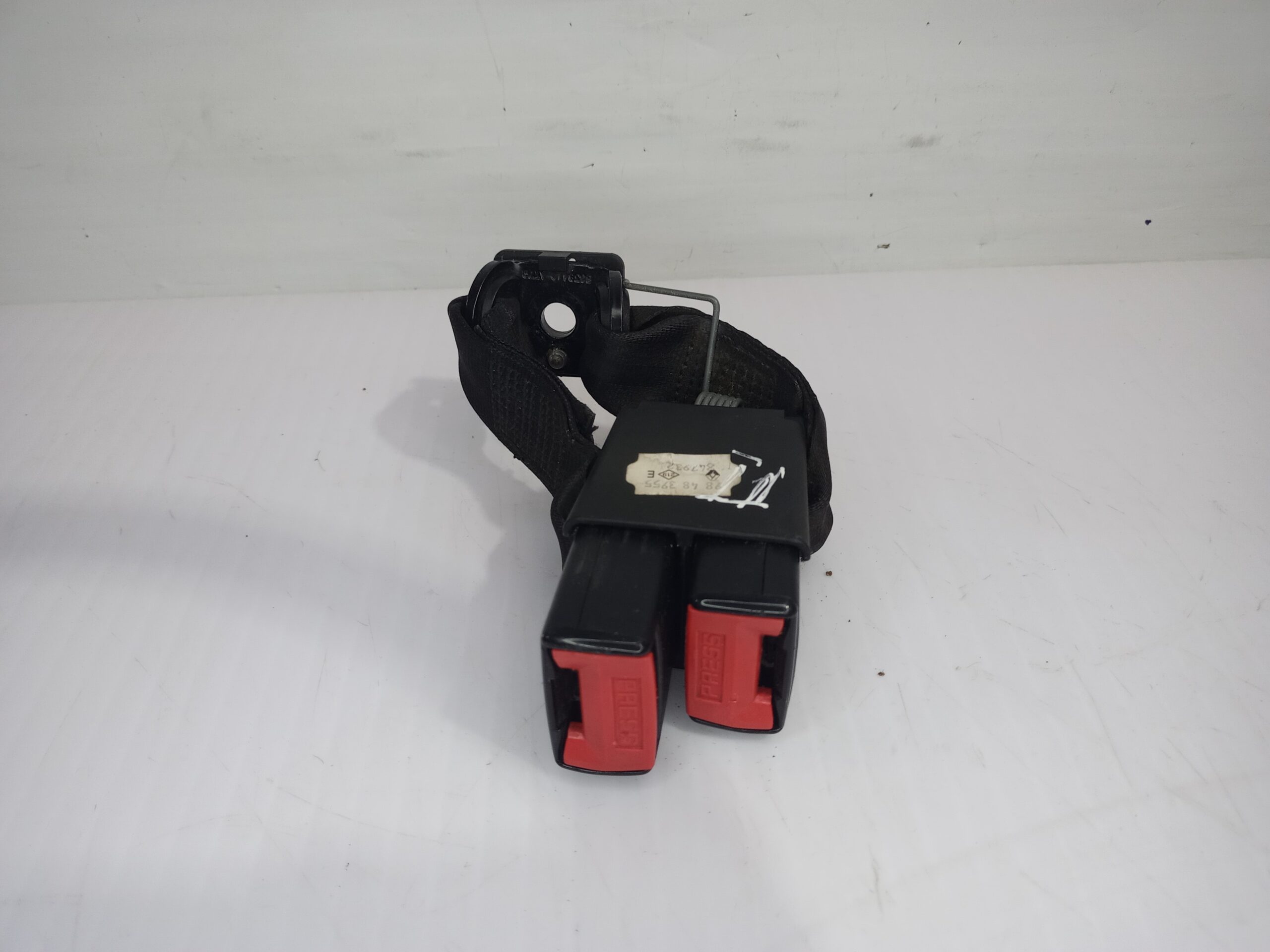 enganche_cinturon_trasero_izquierdo_8200046539_renault_megane_i_berlina_hatchback_ba0_1_6e_alize