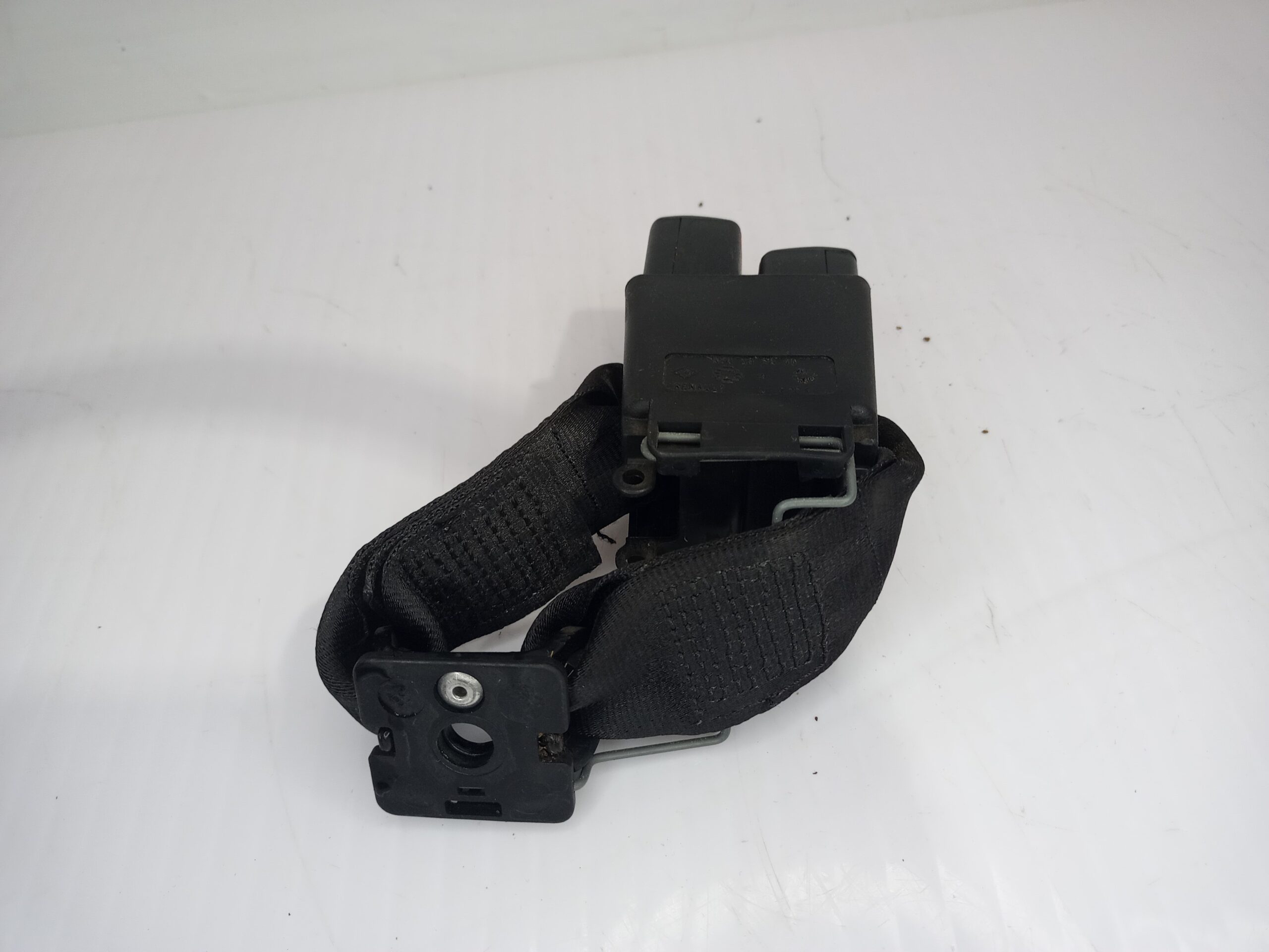 enganche_cinturon_trasero_izquierdo_8200046539_renault_megane_i_berlina_hatchback_ba0_1_6e_alize