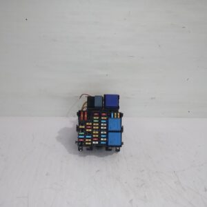 caja_reles_fusibles_243503708r_renault_trafic_furgon_l1h1_27t