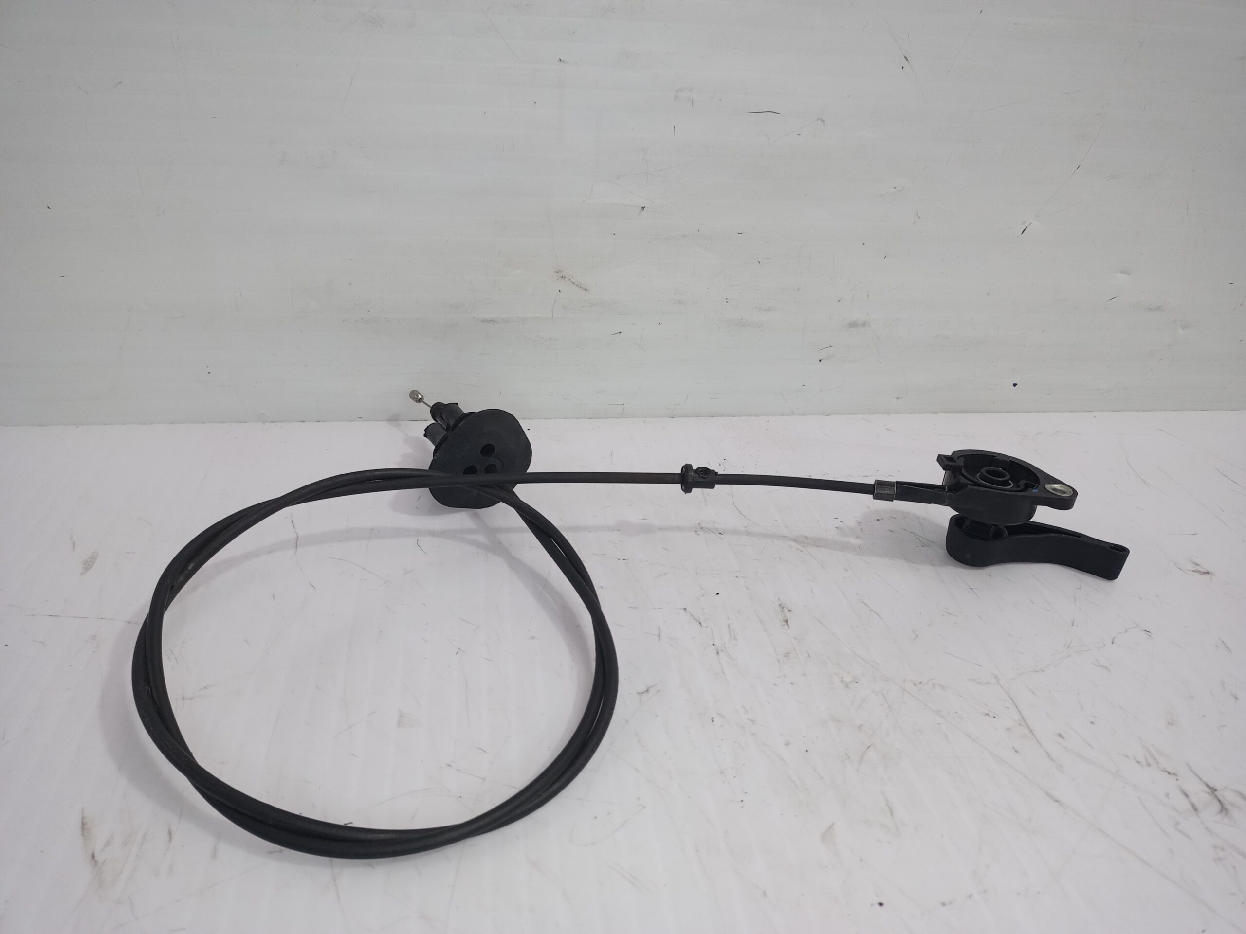 tirador_capot_365300709r_renault_trafic_furgon_l1h1_27t