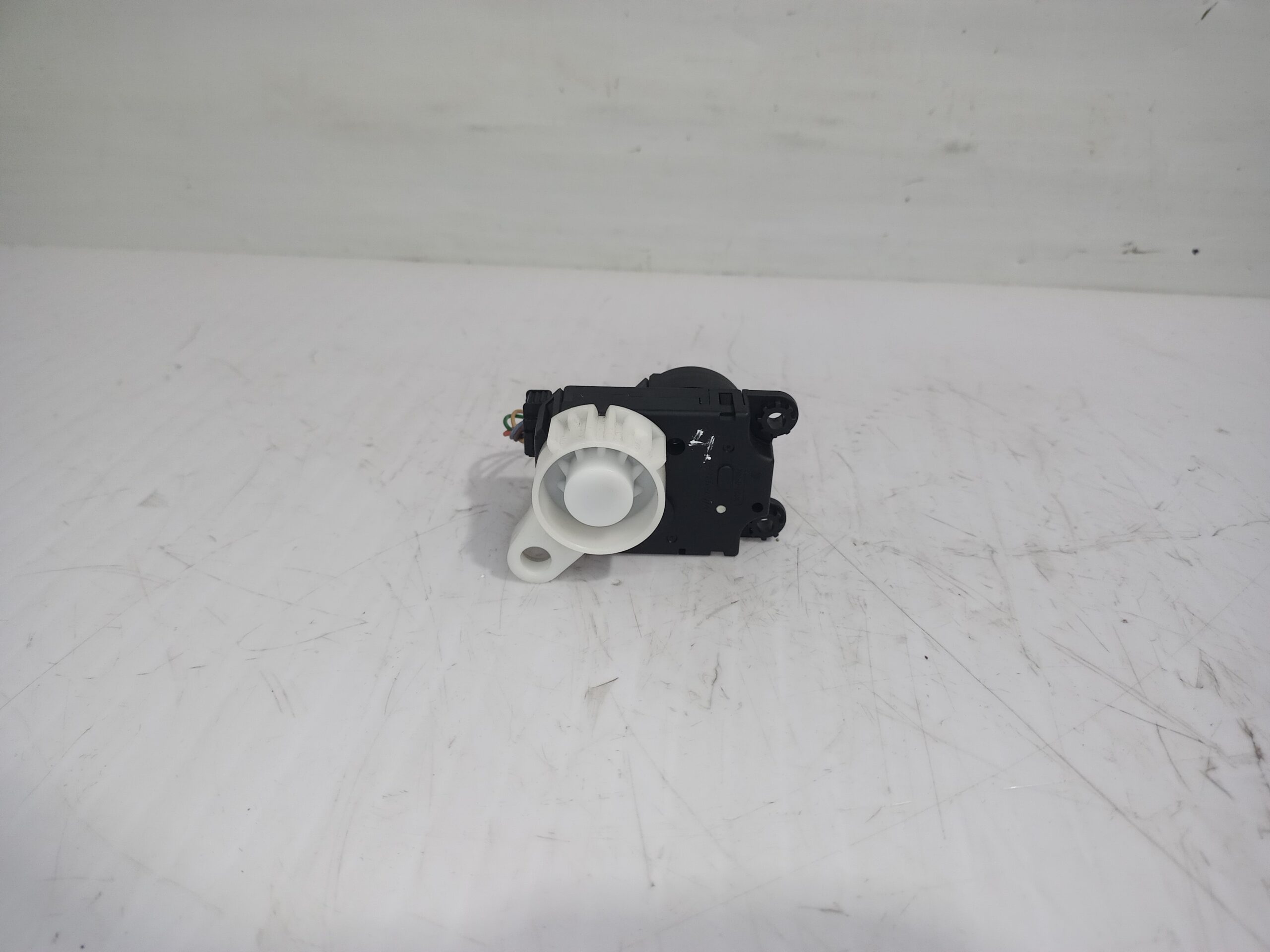 motor_apertura_trampilla_t1027136u_renault_scenic_iii_bose_edition