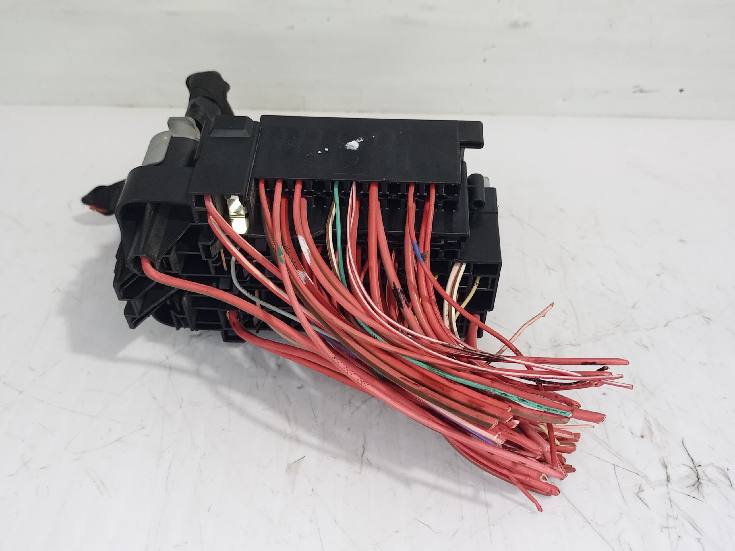 caja_reles_fusibles_252360003r_renault_scenic_iii_bose_edition