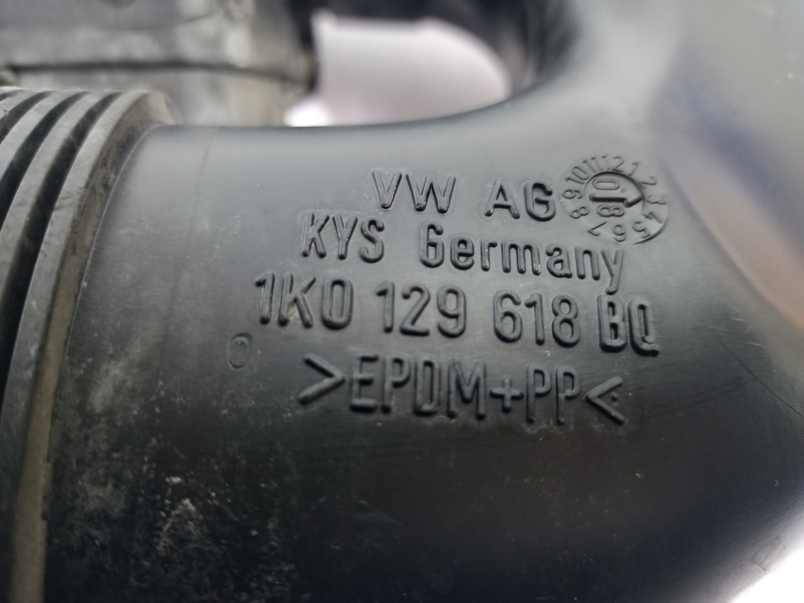 tubo_1k0805962_1k0129618bq_seat_altea_xl_5p5_family