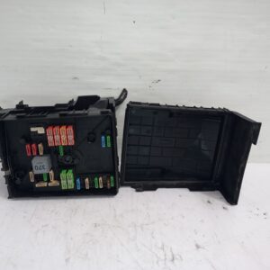 caja_reles_fusibles_1k0937132f_seat_altea_xl_5p5_family