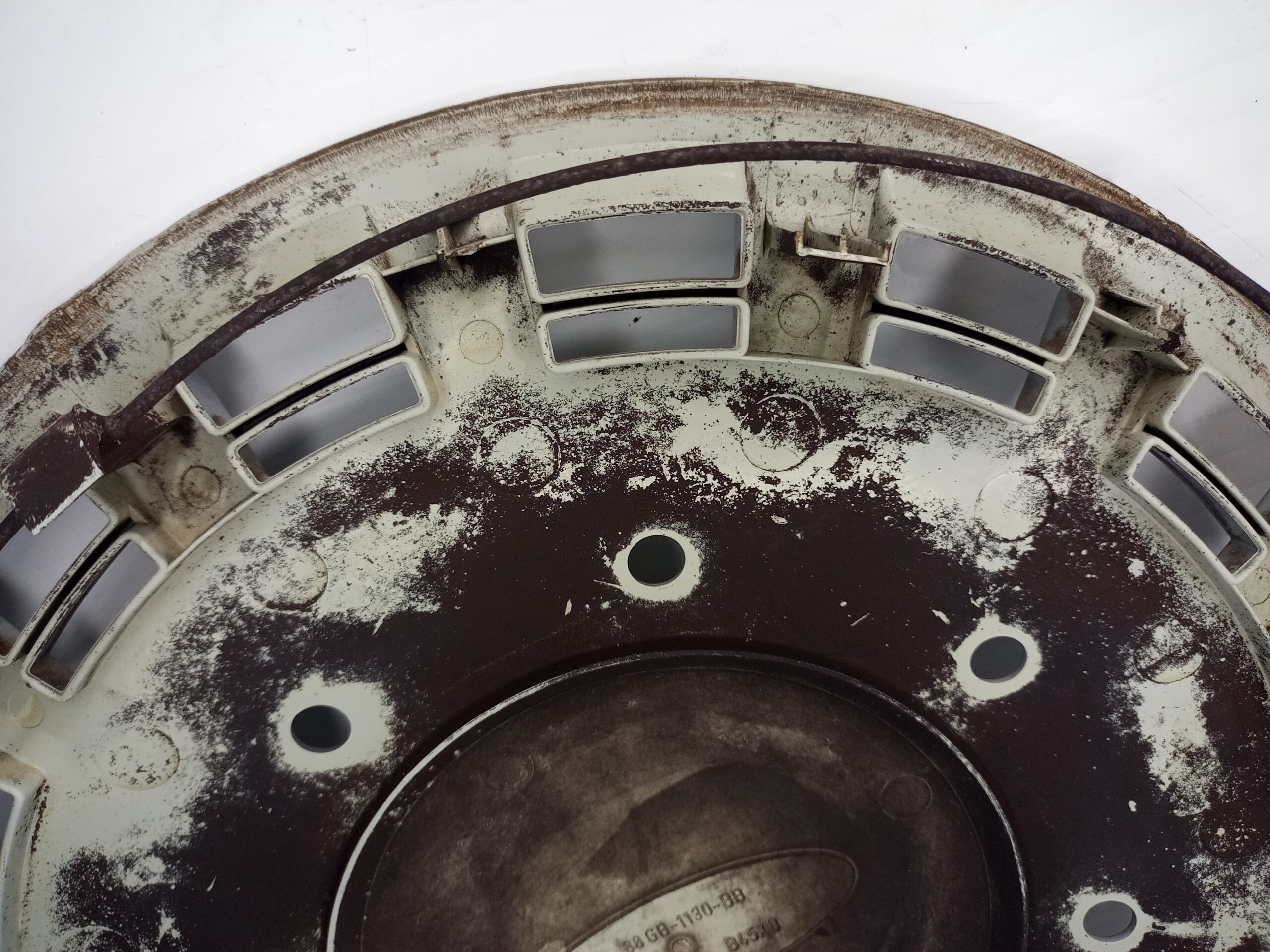 tapacubos_88gb1130_ford_sierra_berlina_brillant