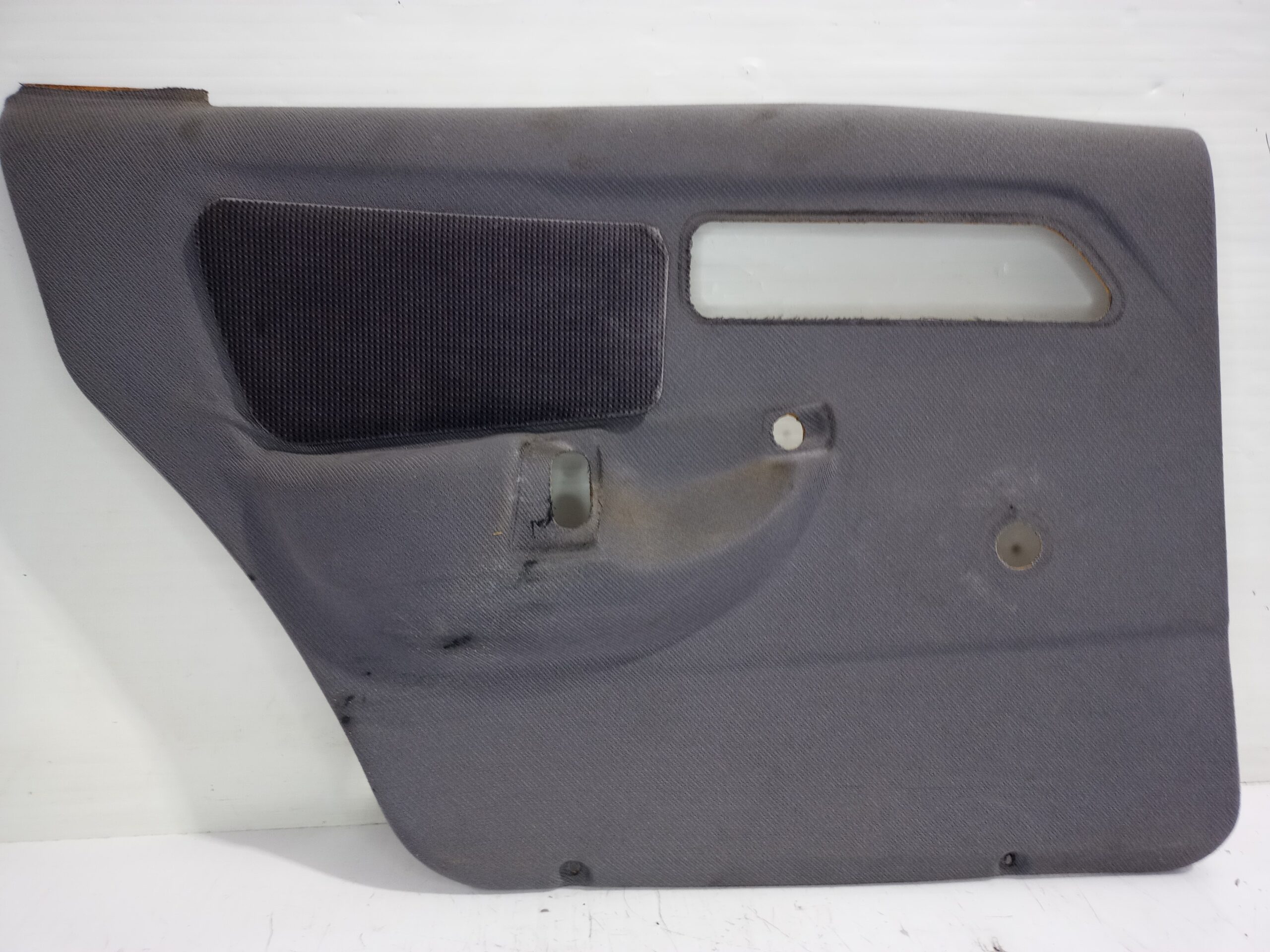 guarnecido_puerta_trasera_izquierda_1666695_ford_sierra_berlina_brillant