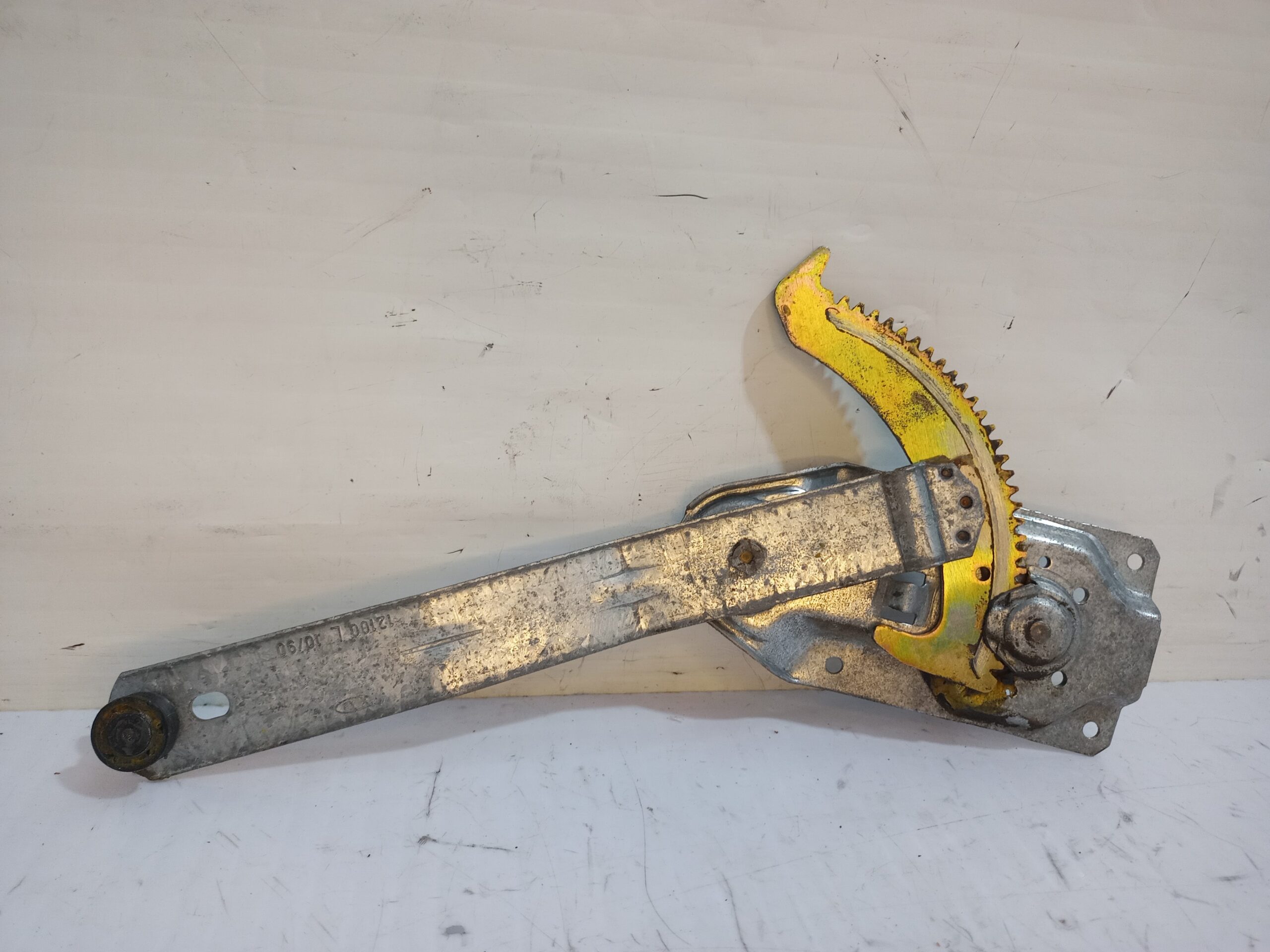 elevalunas_trasero_derecho_6098225_ford_sierra_berlina_brillant