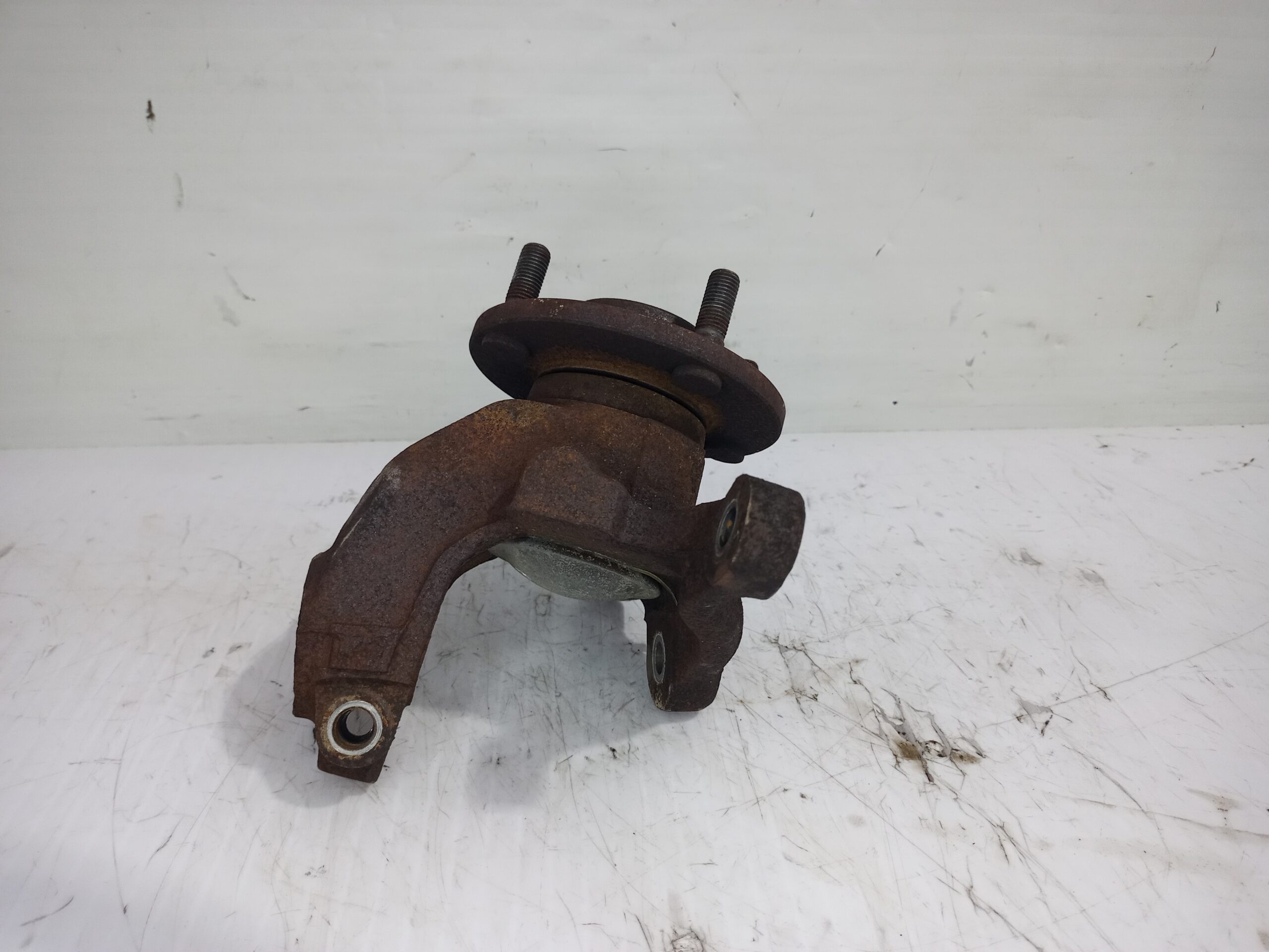 mangueta_delantera_izquierda_1652106_ford_sierra_berlina_brillant