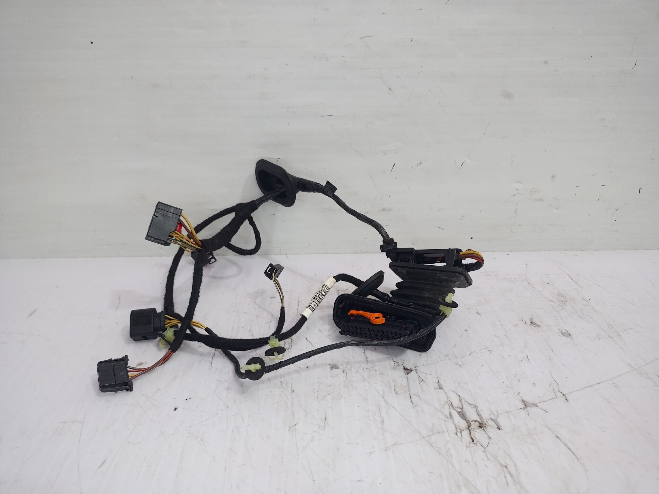 cableado_puerta_3aa971694cb_volkswagen_passat_lim_362_advance_bluemotion