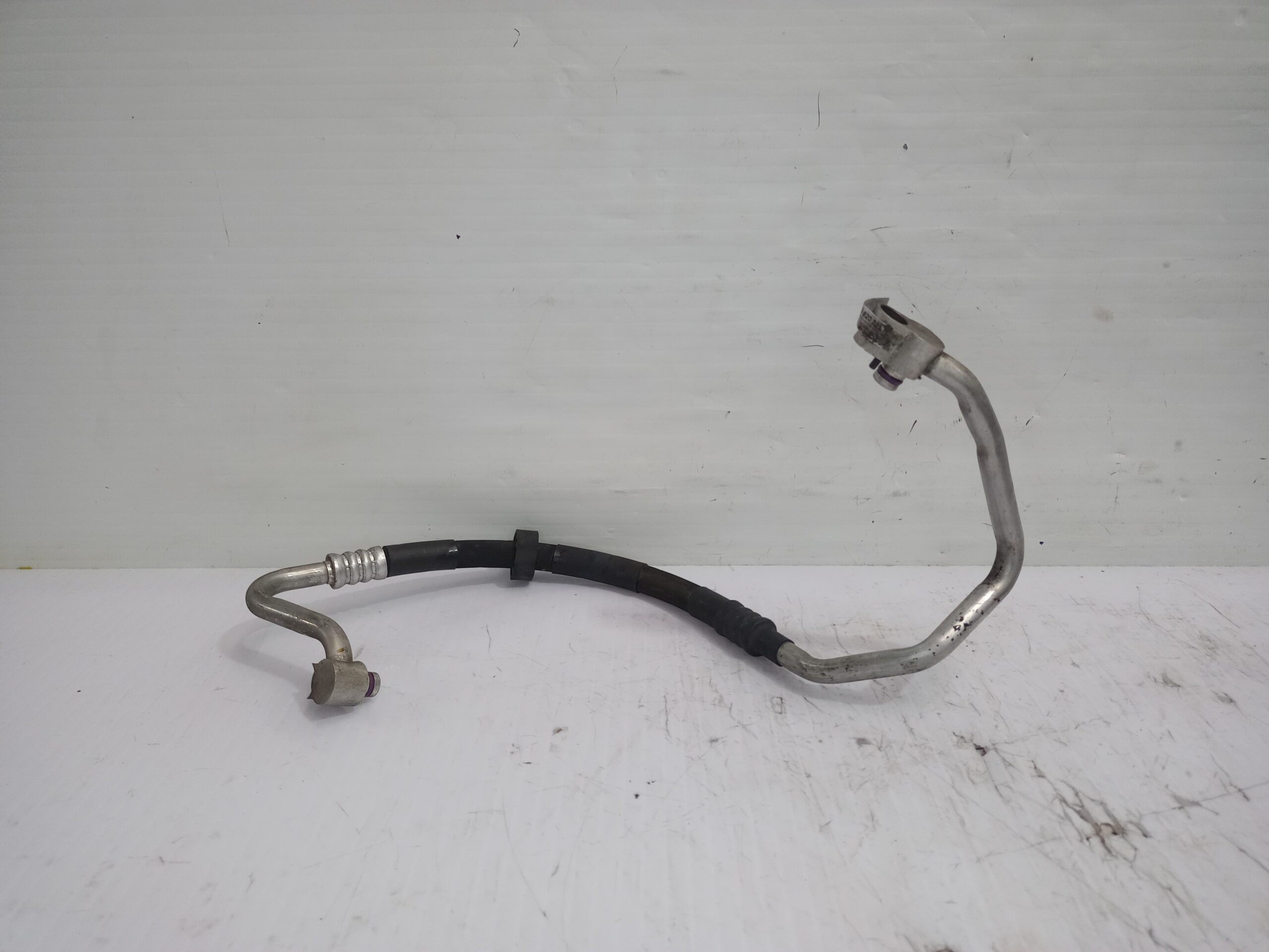 tubos_aire_acondicionado_3c0820721b_volkswagen_passat_lim_362_advance_bluemotion