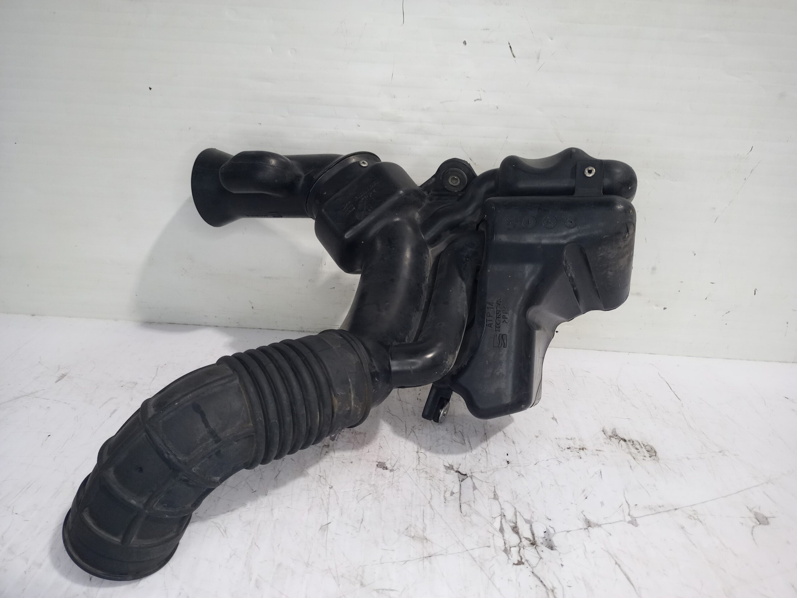 tubo_17230rbde00_honda_accord_berlina_cl_cn_2_2i_ctdi_executive