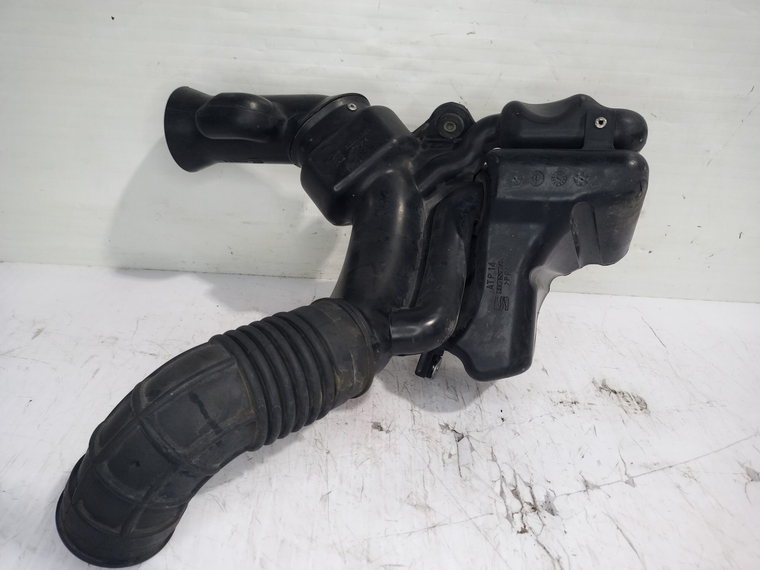 tubo_17230rbde00_honda_accord_berlina_cl_cn_2_2i_ctdi_executive