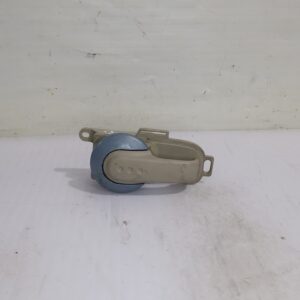 maneta_interior_trasera_derecha_5010800154_5010800053_nissan_micra_k12e_acenta