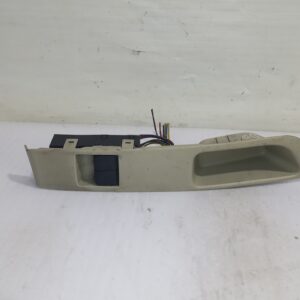 mando_elevalunas_delantero_izquierdo_25401ax600_nissan_micra_k12e_acenta