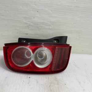 piloto_trasero_izquierdo_26559ax720_nissan_micra_k12e_acenta