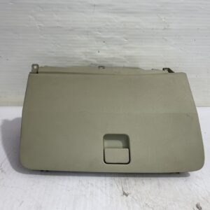 guantera_68520ax700_nissan_micra_k12e_acenta